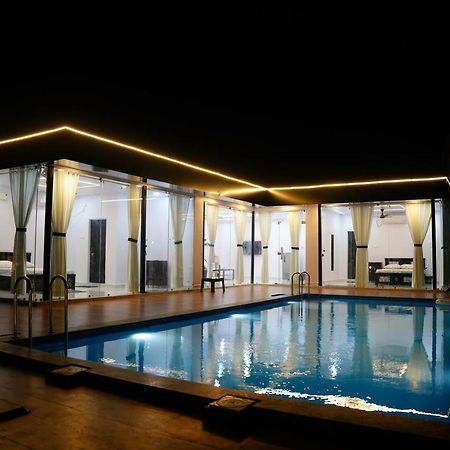 The Castro Farm Stay Pedda Ambarpet Exterior foto